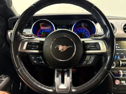 Used 2019 Ford Mustang Premium image 14