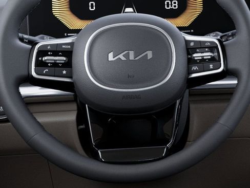 New 2026 Kia Carnival FWD image 22