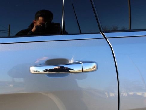 Used 2015 Jeep Grand Cherokee Limited image 29