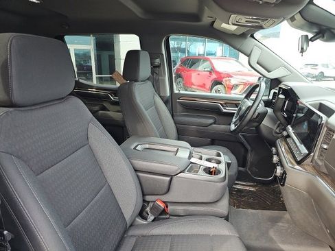 Used 2023 Chevrolet Silverado 1500 LT image 32
