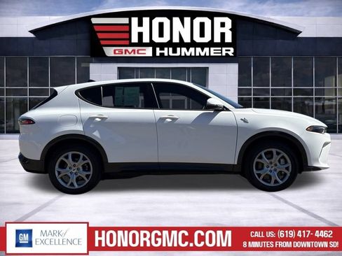 Used 2024 Dodge Hornet R/T AWD/4WD image 3