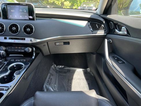 Used 2019 Kia Stinger AWD/4WD image 36
