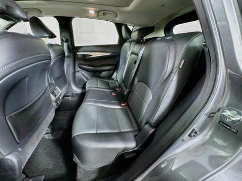 Certified 2021 INFINITI QX50 Essential w/ Convenience Package FWD image 32