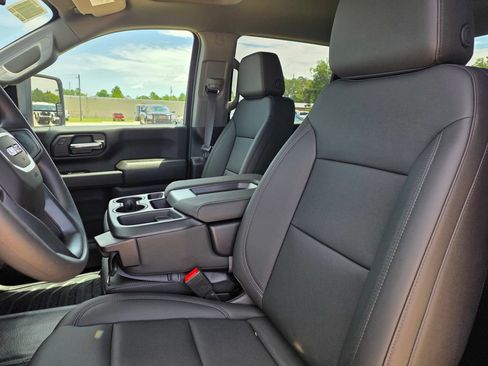 New 2026 GMC Sierra 2500 Pro w/ Convenience Package AWD/4WD image 13