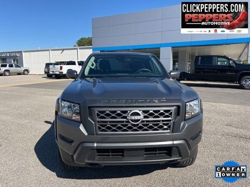 Used 2024 Nissan Frontier SV w/ Technology Package image 9