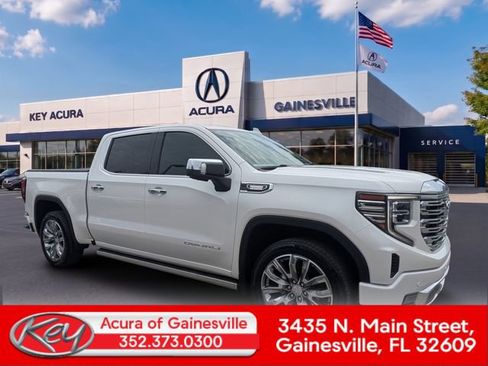 Used 2024 GMC Sierra 1500 Denali w/ Denali Reserve Package AWD/4WD image 1