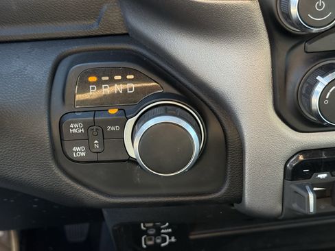 Used 2024 RAM 2500 Big Horn w/ Bed Utility Group image 24