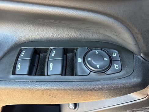 Used 2024 Chevrolet Equinox LT image 20