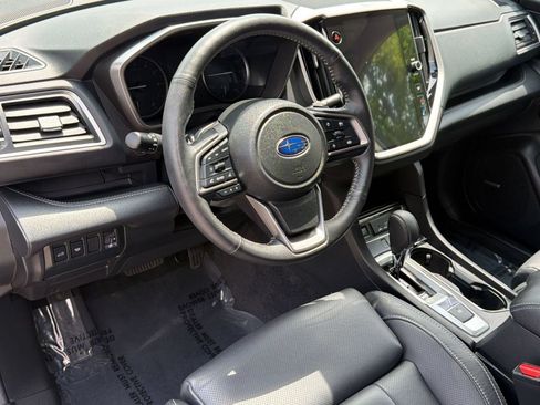 Used 2024 Subaru Ascent Limited w/ Technology Package AWD/4WD image 4