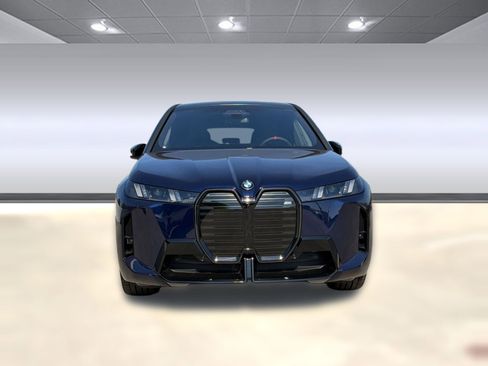 New 2026 BMW iX M70 image 6