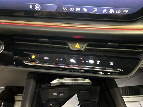 New 2026 Buick Envision Avenir AWD/4WD image 17