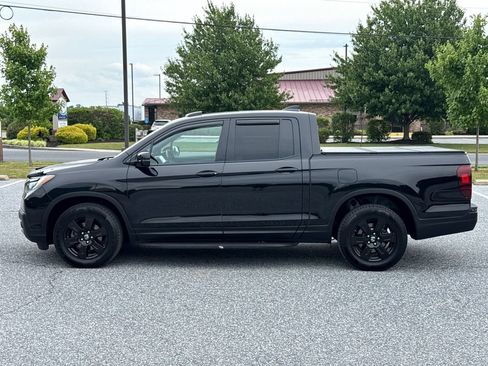 Used 2017 Honda Ridgeline Black Edition image 4