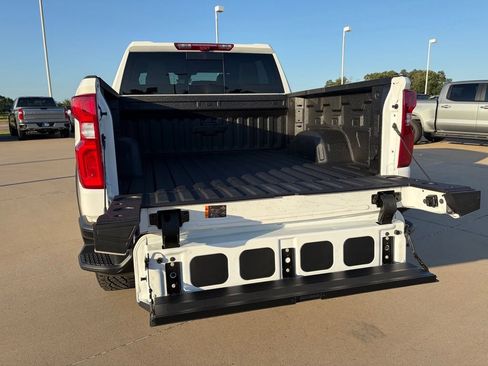 New 2026 Chevrolet Silverado 1500 ZR2 AWD/4WD image 13