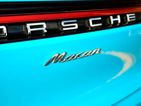 Used 2021 Porsche Macan AWD/4WD image 15