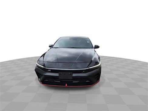 Used 2024 Hyundai Elantra N Base image 3