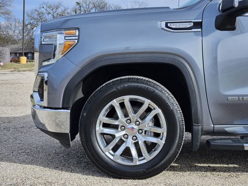 Used 2021 GMC Sierra 1500 SLT image 11