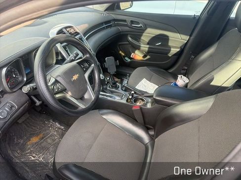 Used 2015 Chevrolet Malibu LT image 8