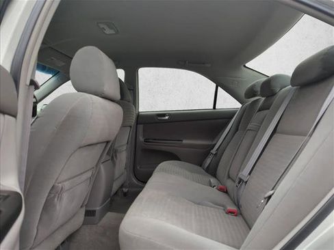 Used 2005 Toyota Camry LE image 21