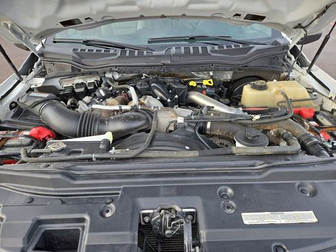 Used 2019 Ford F250 XL w/ XL Value Package image 26