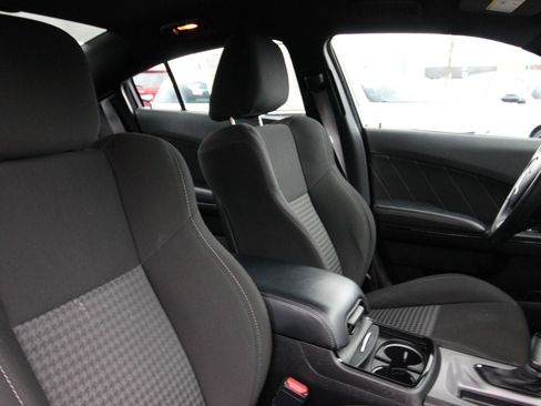 Used 2023 Dodge Charger GT w/ Blacktop Package image 21