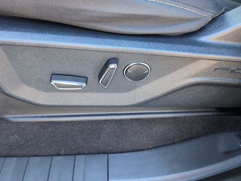 Certified 2021 Ford F150 XLT w/ Equipment Group 302A High image 10