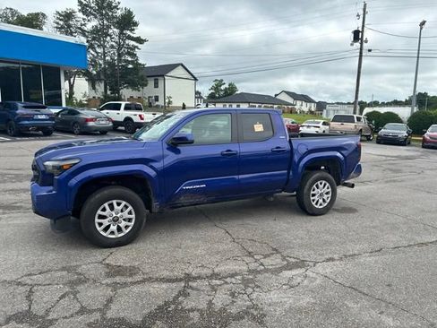 Used 2025 Toyota Tacoma SR5 RWD image 72