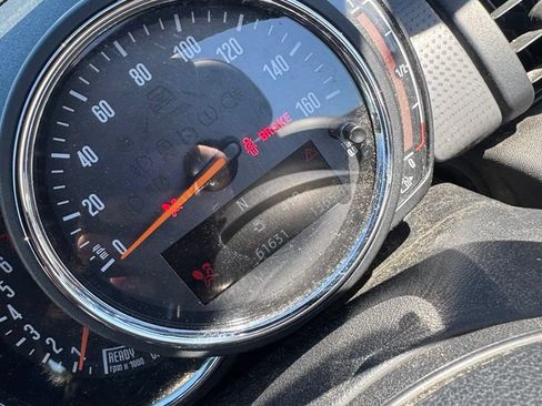 Used 2019 MINI Cooper Convertible FWD image 5