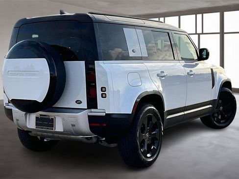 Used 2023 Land Rover Defender 110 S image 2