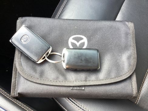 Used 2022 MAZDA CX-5 AWD 2.5 S w/ Premium Plus Pkg image 23