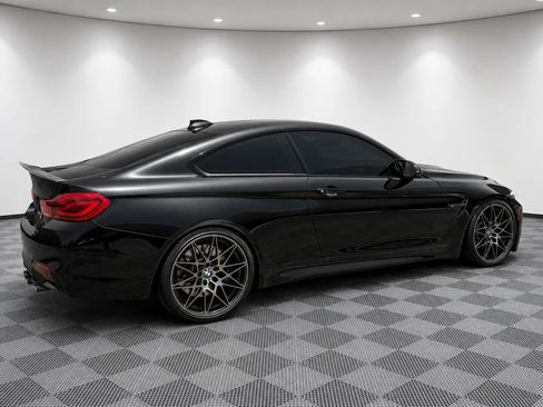 Used 2018 BMW M4 Coupe RWD image 3