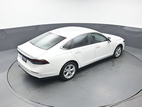 Used 2023 Honda Accord LX image 39