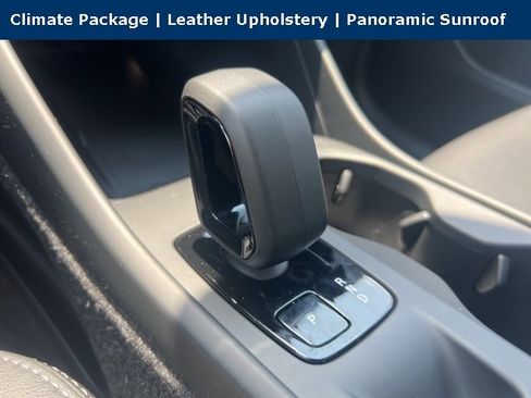 New 2026 Volvo XC40 B5 Plus image 15