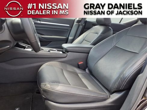 Certified 2025 Nissan Altima 2.5 SL FWD image 24