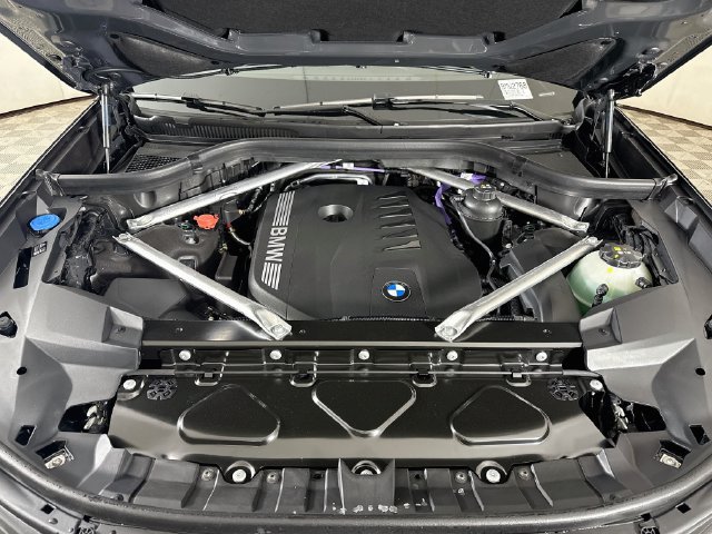 New 2027 BMW X7 xDrive40i w/ M Sport Package AWD/4WD image 33