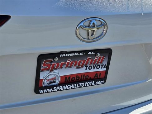 Used 2023 Toyota Highlander XLE image 31