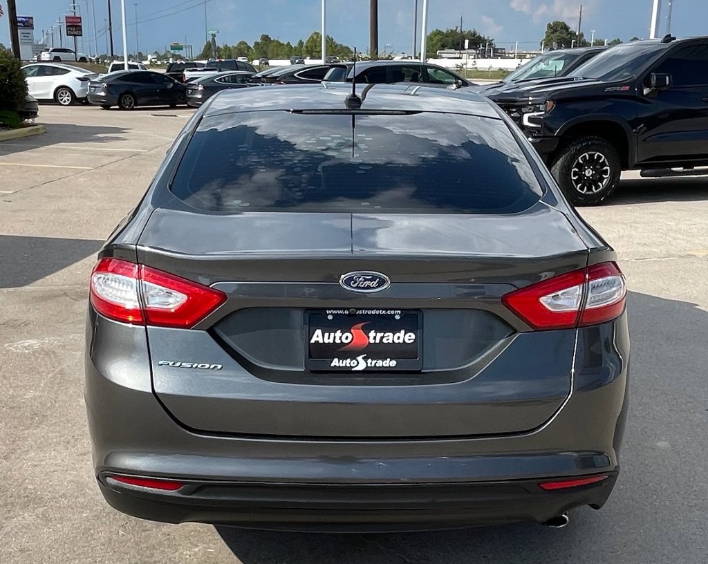 Used 2016 Ford Fusion S FWD image 8