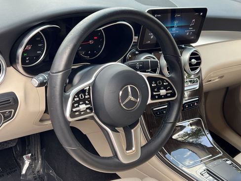 Certified 2021 Mercedes-Benz GLC 300 4MATIC image 21