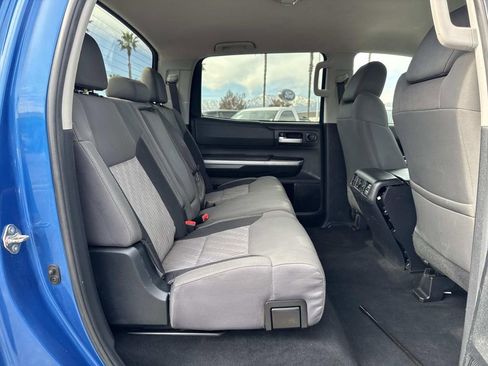 Used 2017 Toyota Tundra SR5 w/ SR5 Upgrade Package image 27