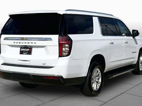 Certified 2024 Chevrolet Suburban LT RWD image 13