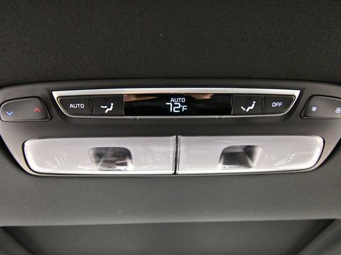 Used 2025 Kia Telluride SX X-Line AWD/4WD image 18