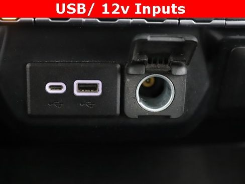 Used 2022 GMC Sierra 1500 Elevation image 25