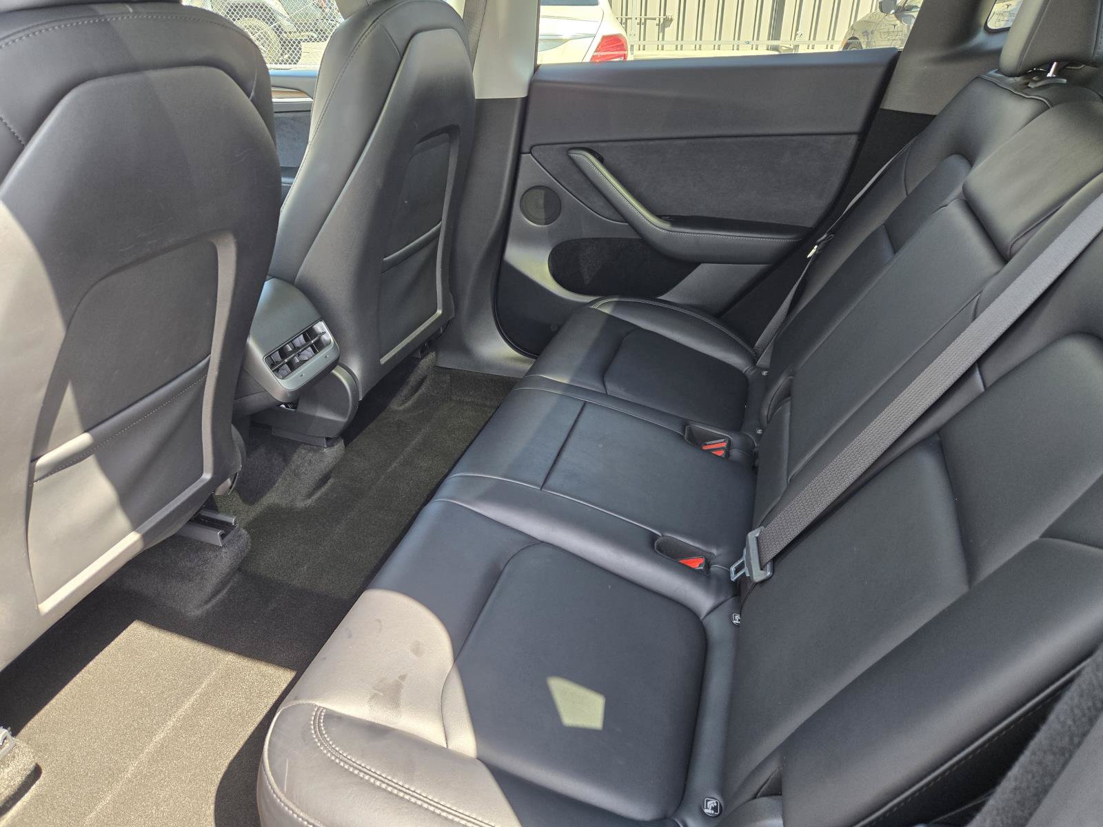Used 2023 Tesla Model Y 2WD image 22