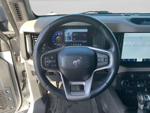 Used 2023 Ford Bronco Wildtrak AWD/4WD image 12