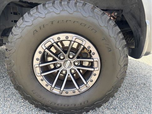 Used 2020 Ford F150 Raptor w/ Equipment Group 802A Luxury AWD/4WD image 10