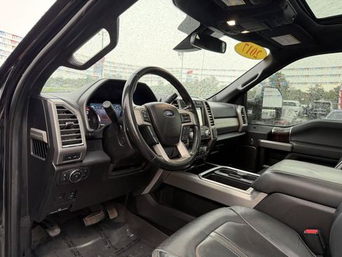 Used 2017 Ford F250 Platinum w/ Platinum Ultimate Package AWD/4WD image 13