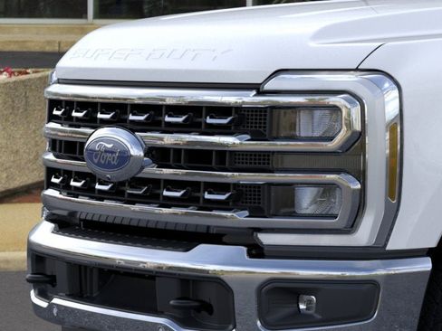 New 2026 Ford F350 4x4 Crew Cab Super Duty image 17