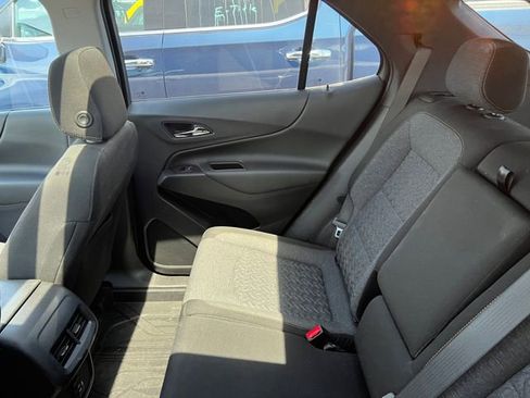 Used 2022 Chevrolet Equinox LT FWD image 9