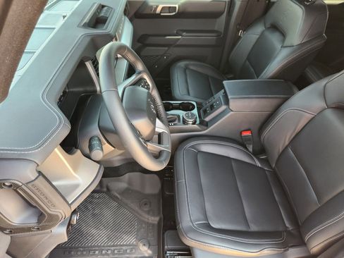New 2025 Ford Bronco Outer Banks image 11