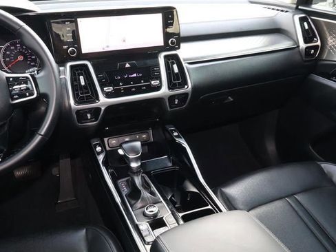 Used 2021 Kia Sorento SX FWD image 11