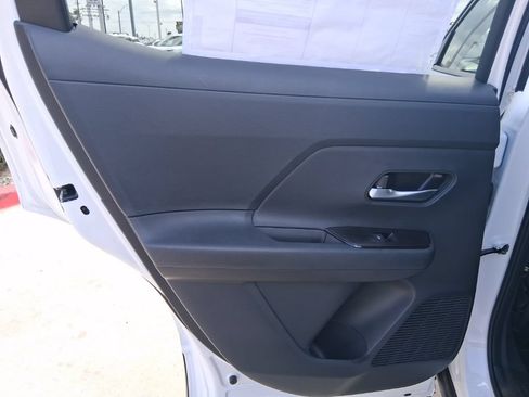 New 2026 Nissan Kicks SV w/ SV Premium Package FWD image 25